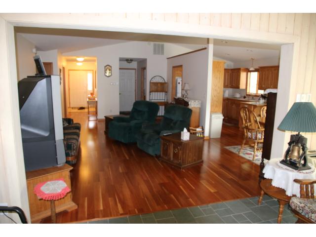 663 Jenisa Dr, Saint Cloud, MN 56301 photo 6