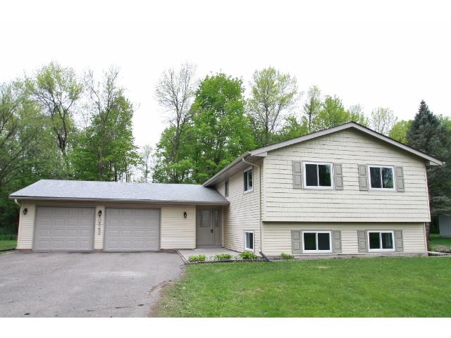 10642 Maple Ln E, Rogers, MN 55374 photo 1
