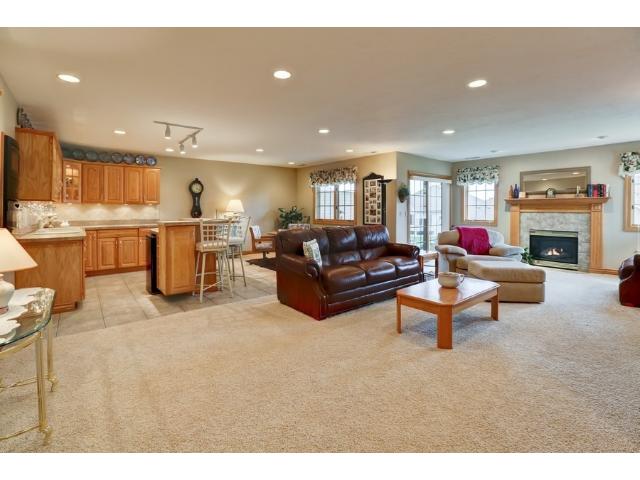 11359 Hillcrest Dr N, Champlin, MN 55316 photo 10