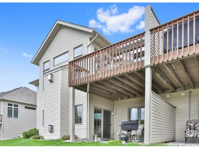 11359 Hillcrest Dr N, Champlin, MN 55316 photo 2