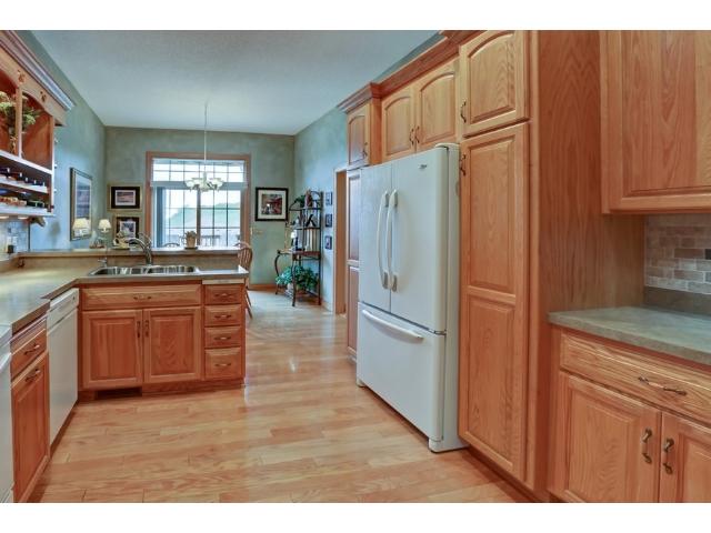11359 Hillcrest Dr N, Champlin, MN 55316 photo 5