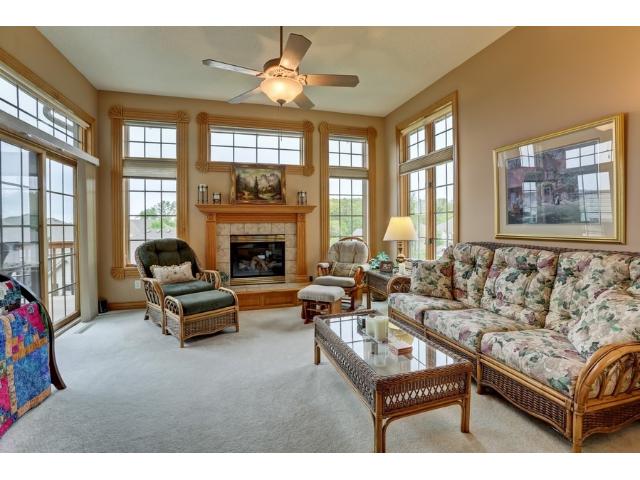 11359 Hillcrest Dr N, Champlin, MN 55316 photo 3