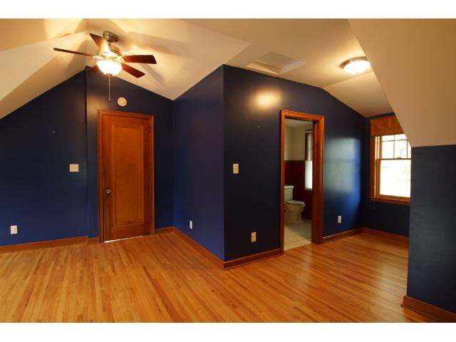 30680 Maple St, Lindstrom, MN 55045 photo 4