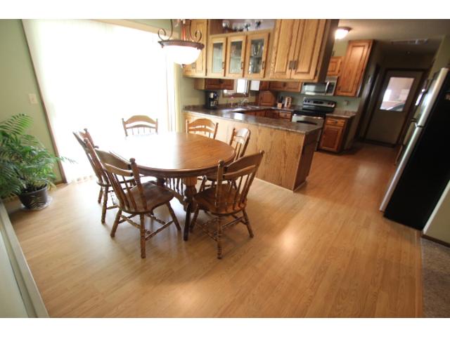 628 E Main St, Melrose, MN 56352 photo 5