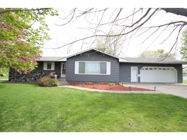 628 E Main St, Melrose, MN 56352 photo 1