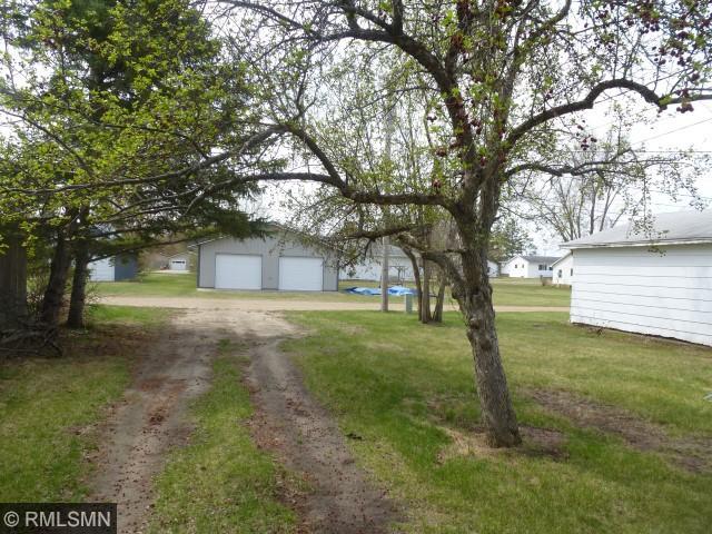 612 Second St W, Park Rapids, MN 56470 photo 3