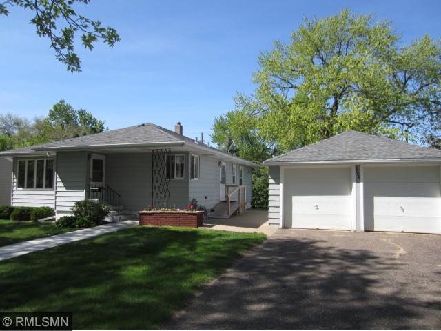 2143 4th St E, Saint Paul, MN 55119 photo 2