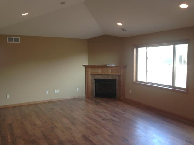 140 Glenview Loop, Saint Cloud, MN 56303 photo 2