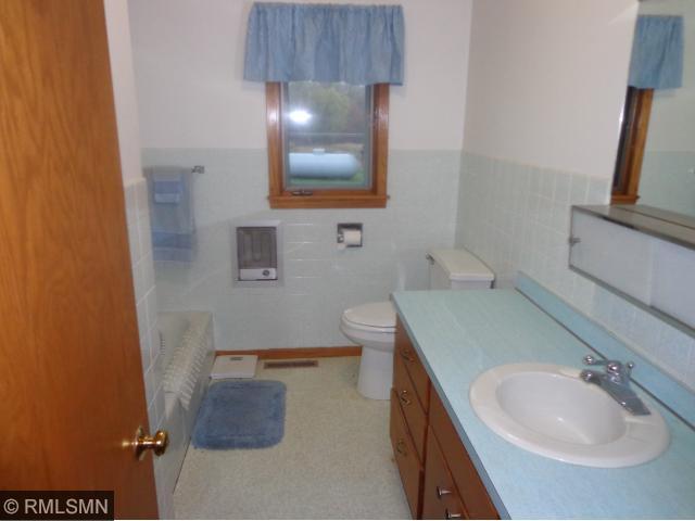 20233 Division Rd, Brainerd, MN 56401 photo 9
