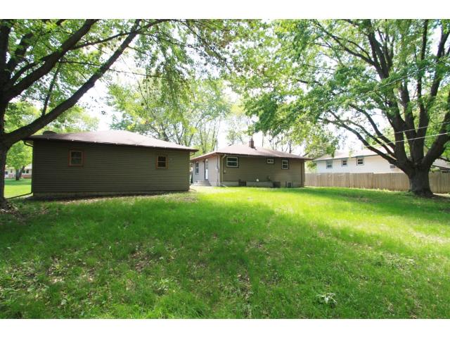 913 Pleasant Ave N, Champlin, MN 55316 photo 2