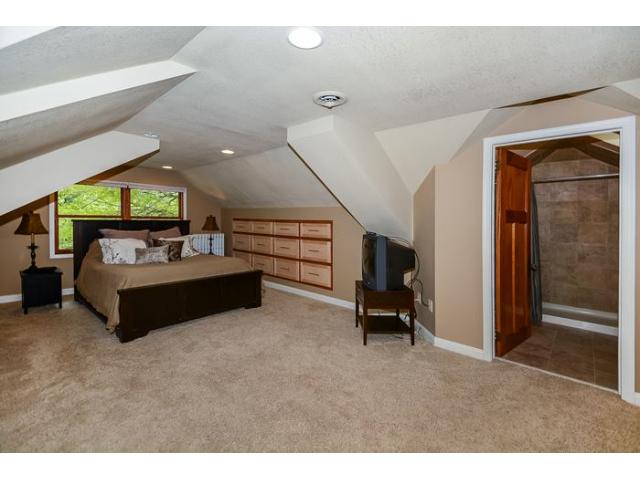 1095 Geranium Ave E, Saint Paul, MN 55106 photo 4