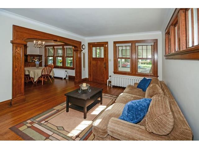 1095 Geranium Ave E, Saint Paul, MN 55106 photo 2