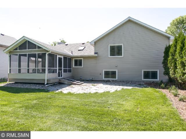 718 Summer Ln, Eagan, MN 55123 photo 18