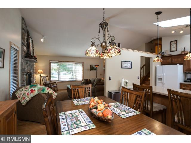 718 Summer Ln, Eagan, MN 55123 photo 7