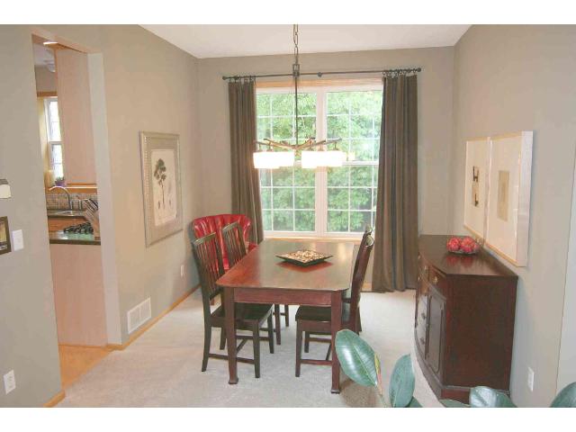 2746 Simons Dr, Chaska, MN 55318 photo 8