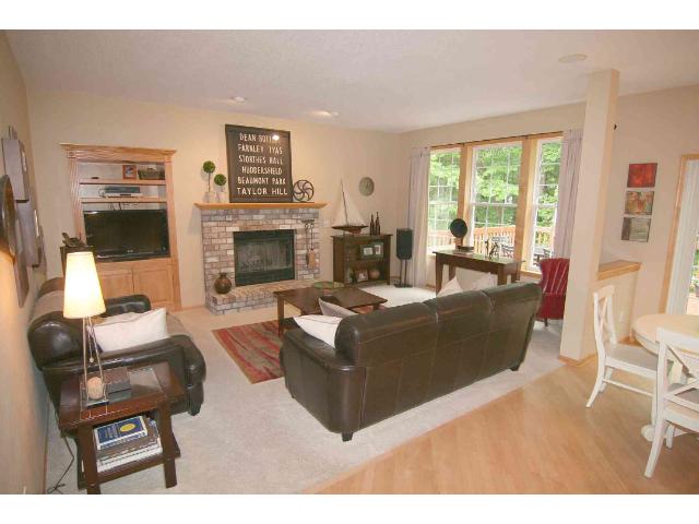2746 Simons Dr, Chaska, MN 55318 photo 7
