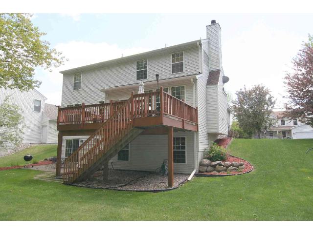 2746 Simons Dr, Chaska, MN 55318 photo 3