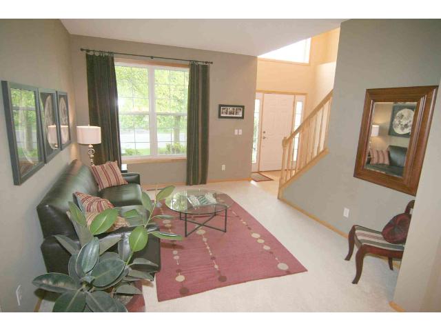 2746 Simons Dr, Chaska, MN 55318 photo 9