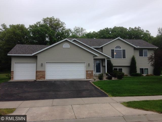 1271 24th St SE, Saint Cloud, MN 56304 photo 1