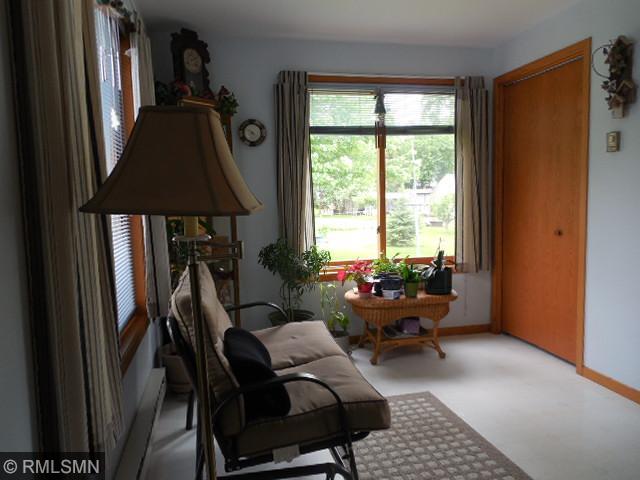 612 3rd St E, Litchfield, MN 55355 photo 9