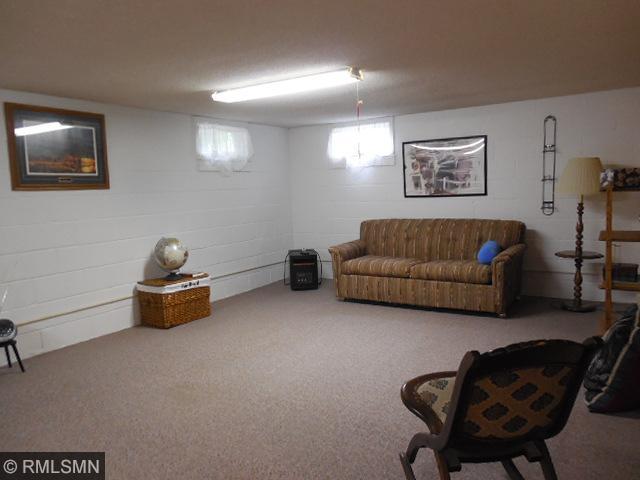 612 3rd St E, Litchfield, MN 55355 photo 16