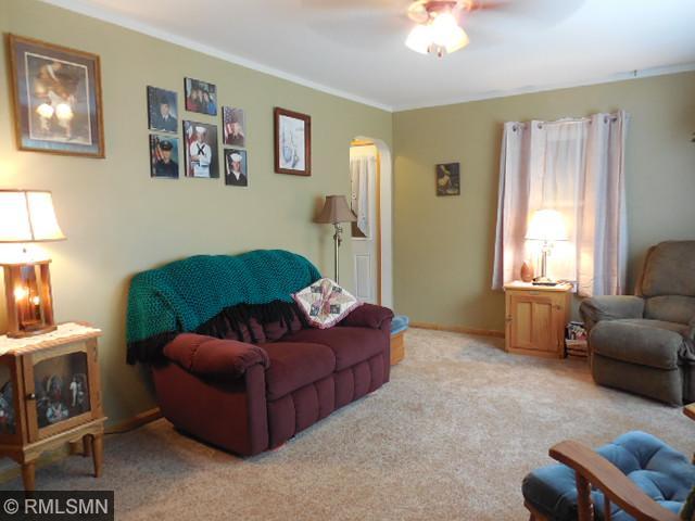 612 3rd St E, Litchfield, MN 55355 photo 7