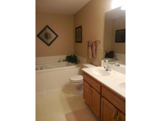 503 Waveney Ct, Eagan, MN 55123 photo 7