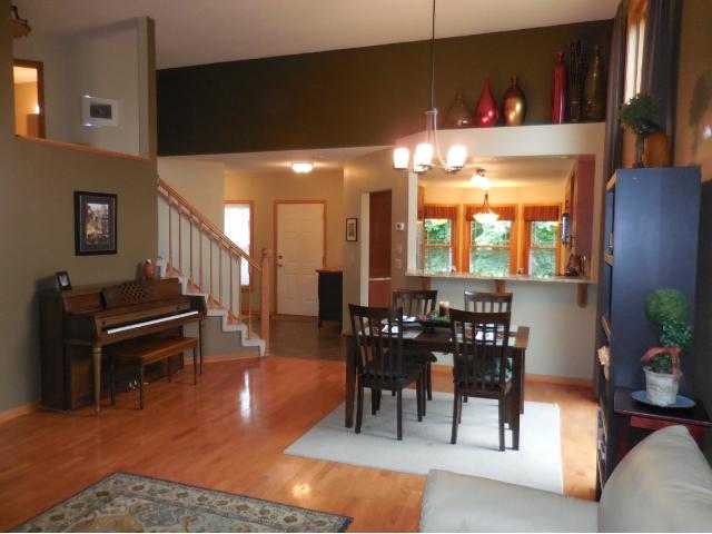 503 Waveney Ct, Eagan, MN 55123 photo 5