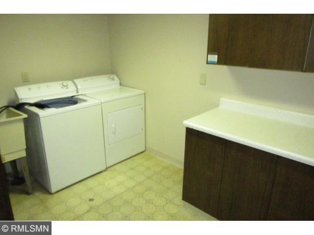 604 Cook Ave E, Saint Paul, MN 55130 photo 10