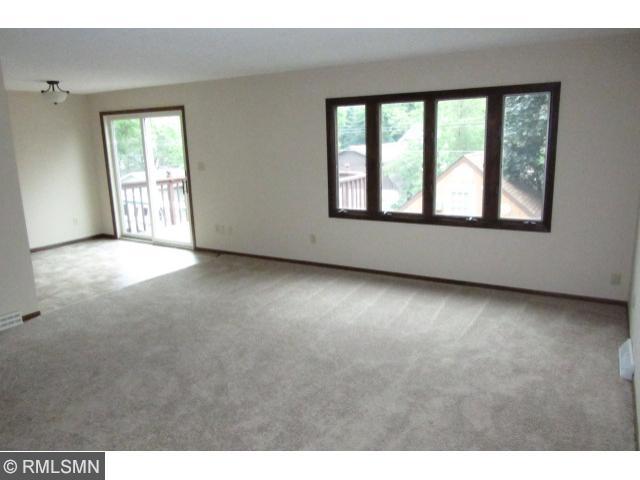 604 Cook Ave E, Saint Paul, MN 55130 photo 4