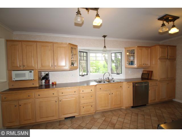 826 Riverside Dr SE, Saint Cloud, MN 56304 photo 4