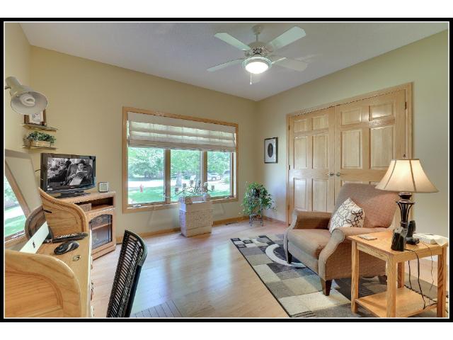 11270 Hidden Oaks Ct N, Champlin, MN 55316 photo 16