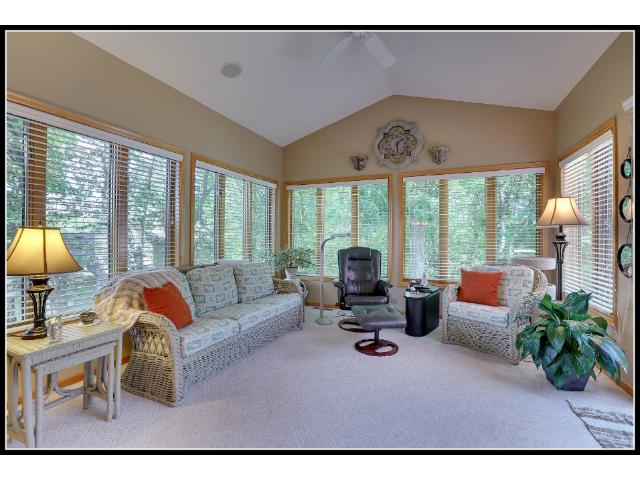 11270 Hidden Oaks Ct N, Champlin, MN 55316 photo 12