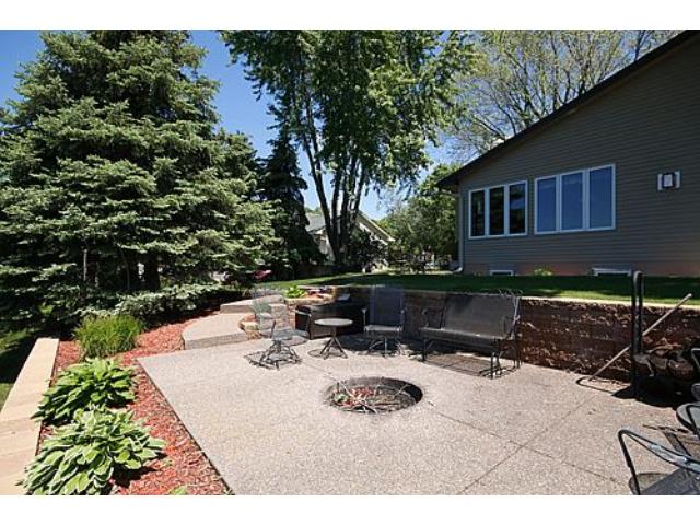 11141 Xylon Ave N, Champlin, MN 55316 photo 2