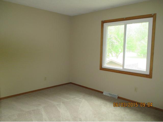 11324 Florida Ave N, Champlin, MN 55316 photo 9