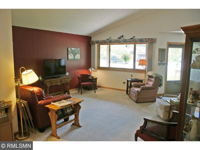 12581 Chestnut Dr, Baxter, MN 56425 photo 2