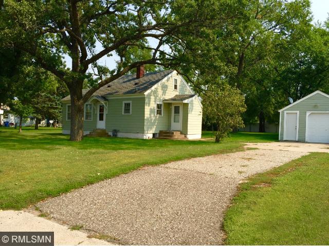 8 10th Ave NE, Saint Cloud, MN 56304 photo 3