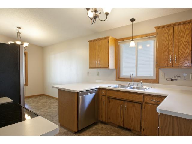810 18th Ave S, Saint Cloud, MN 56301 photo 6