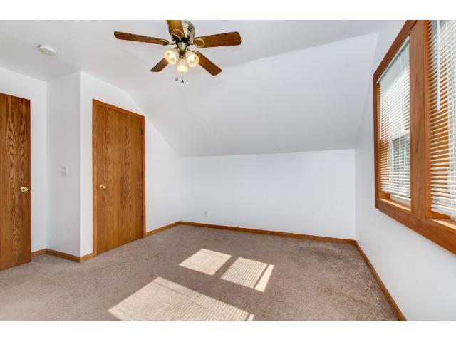1252 5th St E, Saint Paul, MN 55106 photo 9