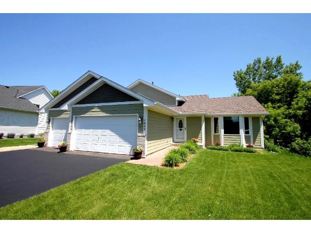 7042 Eagle Trl, Hugo, MN 55038 photo 1