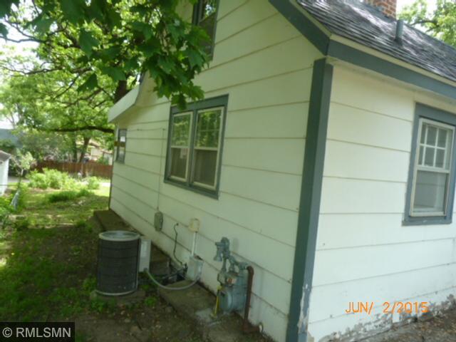 620 Wilson Ave NE, Saint Cloud, MN 56304 photo 2