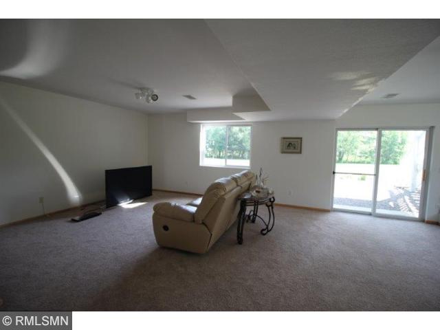 14558 Red Sequoia Dr, Baxter, MN 56425 photo 8