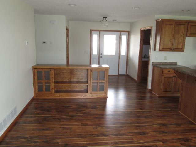 1147 Parkwood Loop, Saint Cloud, MN 56303 photo 3