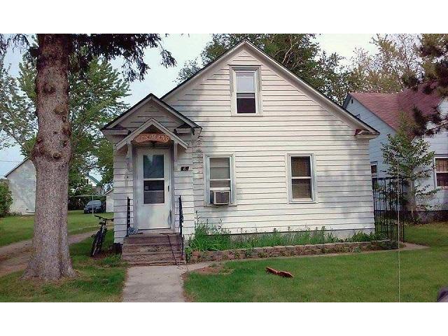 8 Becker Ave S, Sebeka, MN 56477 photo 1