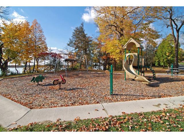 1825 Gladview Ln, Maple Plain, MN 55359 photo 16