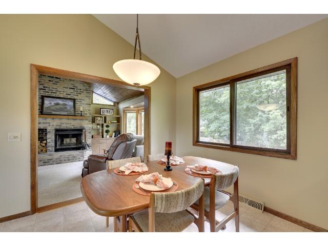 1825 Gladview Ln, Maple Plain, MN 55359 photo 6