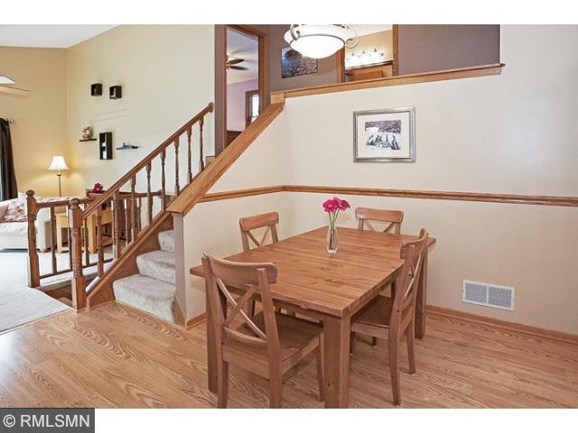 4463 Hamilton Dr, Eagan, MN 55123 photo 3