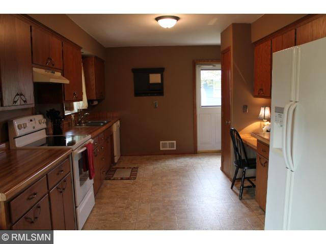 1040 35th Ave N, Saint Cloud, MN 56303 photo 2