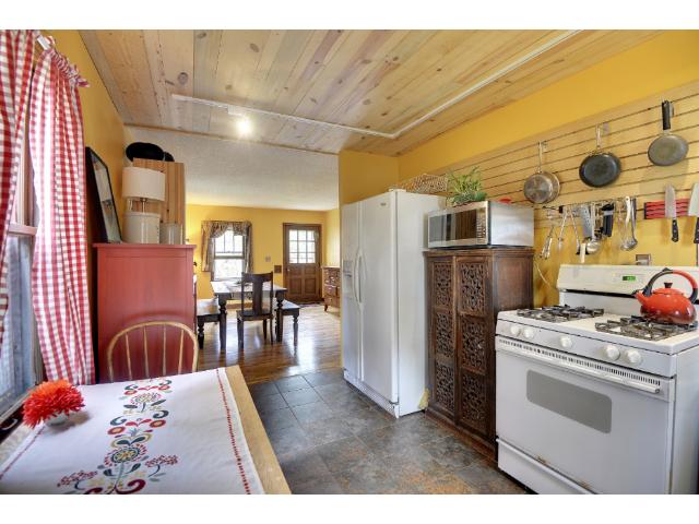 2215 E 24th St, Minneapolis, MN 55404 photo 3