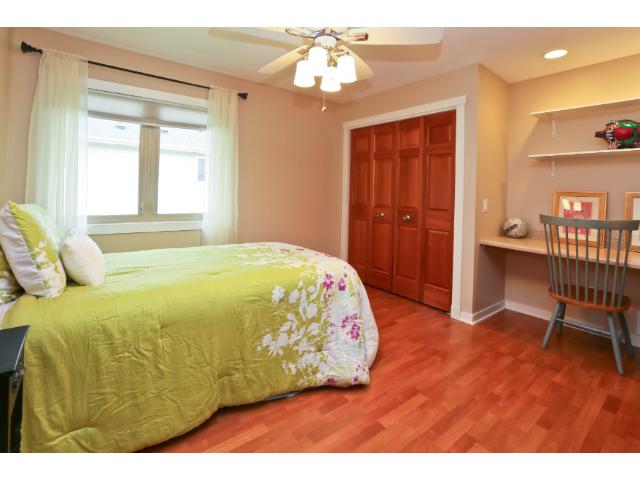 7616 W 101st St, Bloomington, MN 55438 photo 9